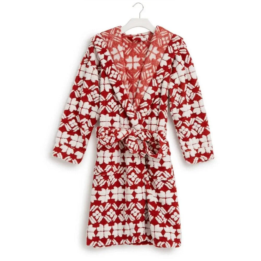 Vera Bradley Jacquard Snowflake Fleece Robe in Intarsia Red L/XL